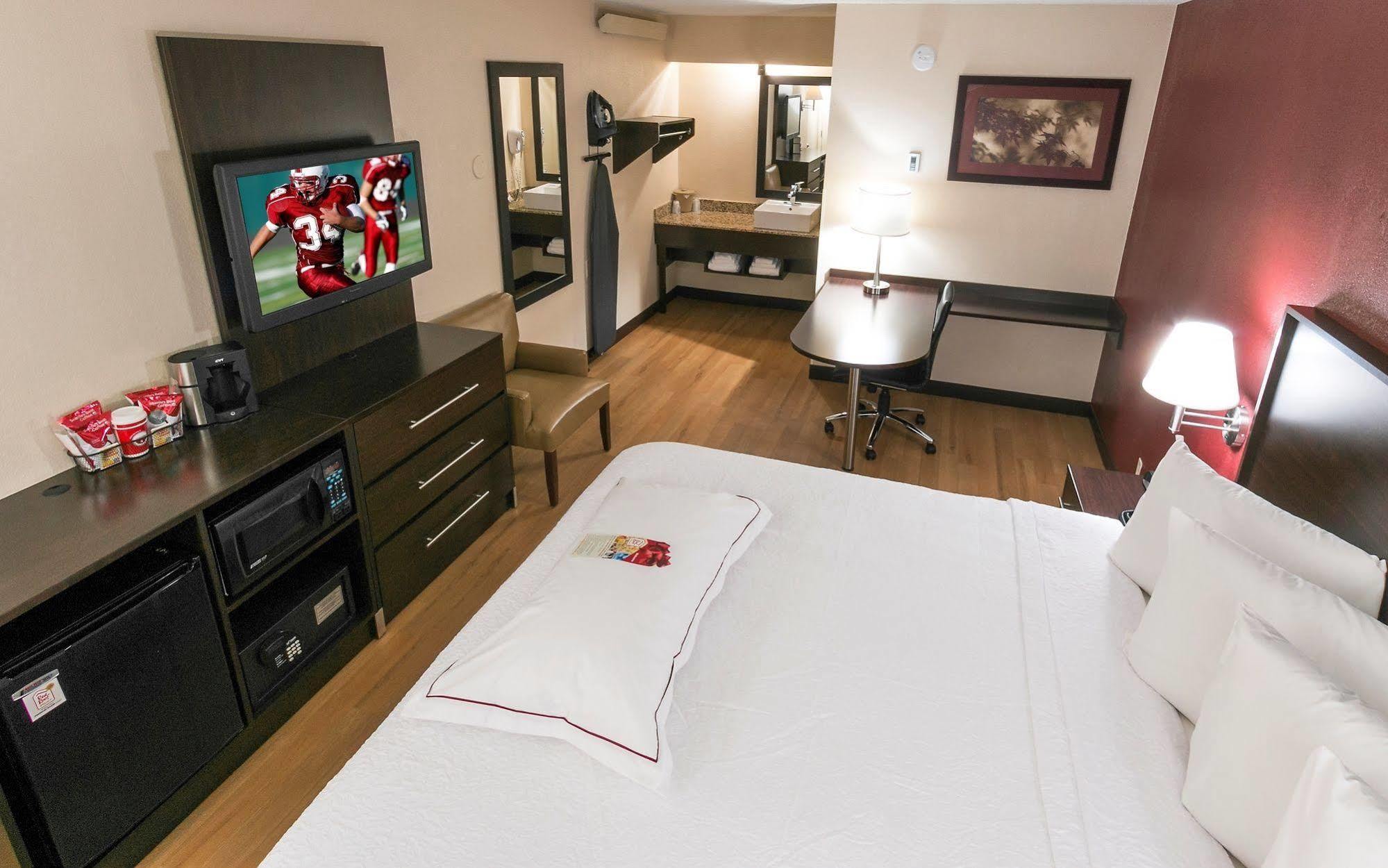 Red Roof Inn Plus+ Columbus - Дублин Экстерьер фото